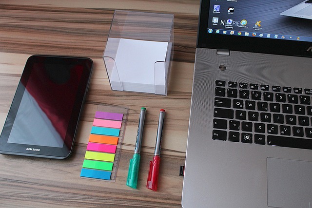 office-626097_640.jpg