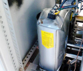 低壓電力電容器鼓肚