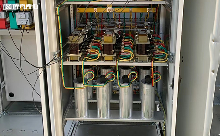 低壓電力電容器