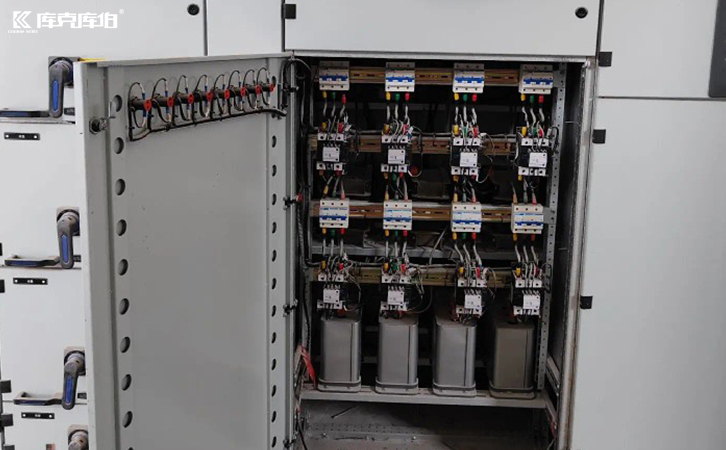 低壓電力電容器